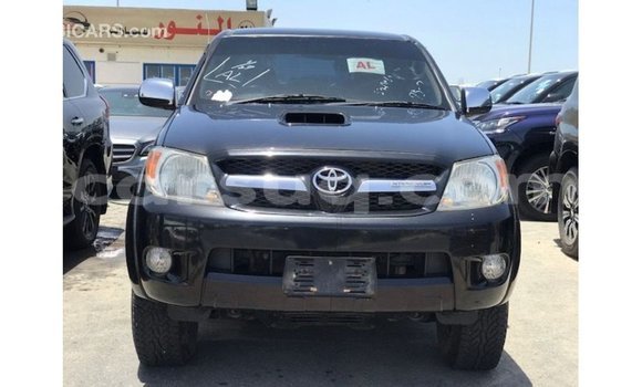 Acheter Import Voiture Toyota Hilux Noir à Import - Dubai, Barh el Gazel Acheter Import Voiture Toyota Hilux Noir à Import - Dubai, Barh el Gazel