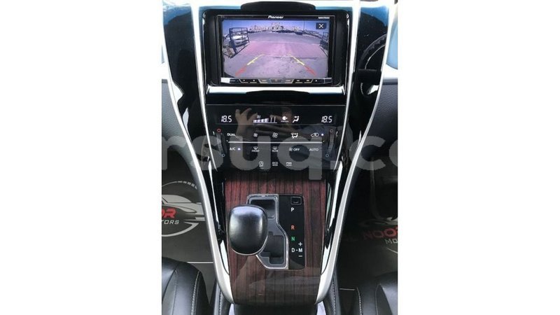 Big with watermark toyota harrier barh el gazel import dubai 3208