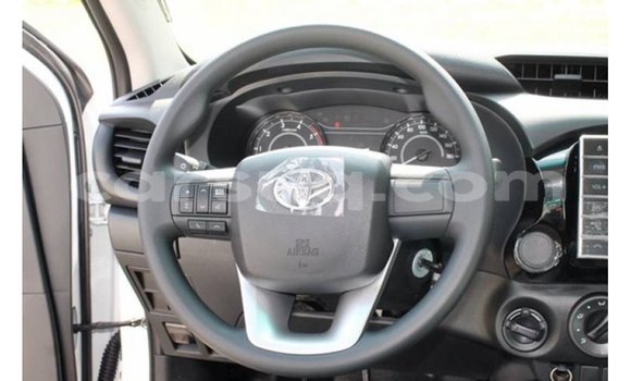 Buy Import Toyota Hilux White Car in Import - Dubai in Barh el Gazel Buy Import Toyota Hilux White Car in Import - Dubai in Barh el Gazel