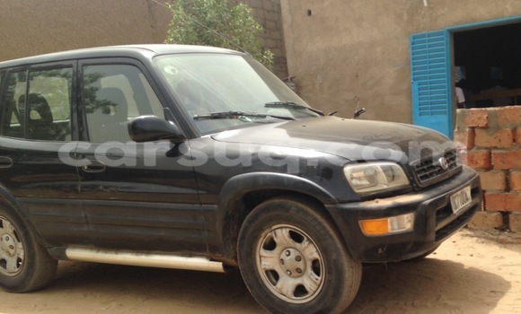 Acheter Occasion Voiture Toyota RAV4 Noir à N'Djamena au Tchad Acheter Occasion Voiture Toyota RAV4 Noir à N'Djamena au Tchad