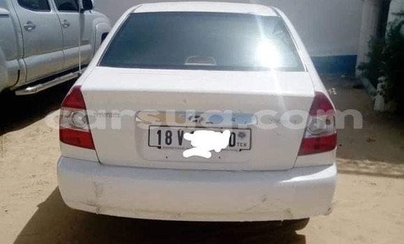 Buy Used Hyundai Verna White Car in N'Djamena in Chari-Baguirmi Buy Used Hyundai Verna White Car in N'Djamena in Chari-Baguirmi