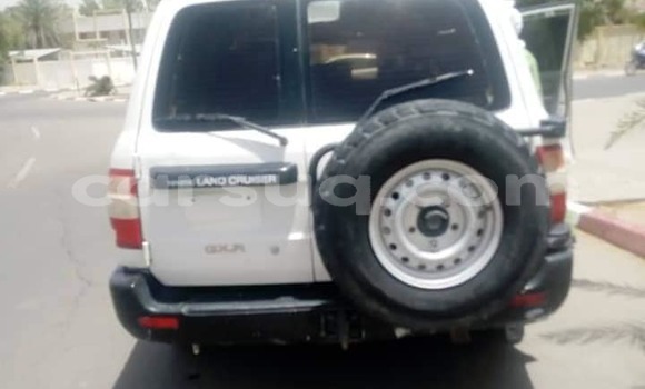 Buy Used Toyota Land Cruiser White Car in N'Djamena in Chari-Baguirmi Buy Used Toyota Land Cruiser White Car in N'Djamena in Chari-Baguirmi