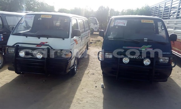 Buy Used Toyota Hiace Black Car in N'Djamena in Chari-Baguirmi Buy Used Toyota Hiace Black Car in N'Djamena in Chari-Baguirmi