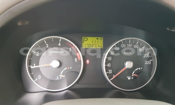 Buy Used Hyundai Verna White Car in N'Djamena in Chari-Baguirmi Buy Used Hyundai Verna White Car in N'Djamena in Chari-Baguirmi