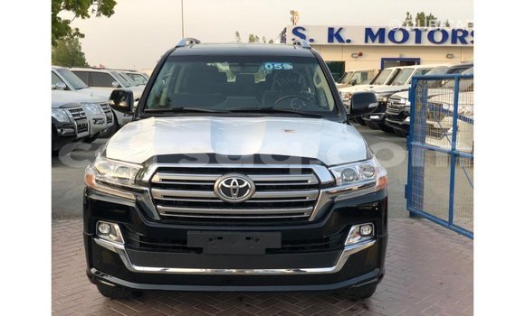 Acheter Import Voiture Toyota Land Cruiser Noir à Import - Dubai, Barh el Gazel Acheter Import Voiture Toyota Land Cruiser Noir à Import - Dubai, Barh el Gazel
