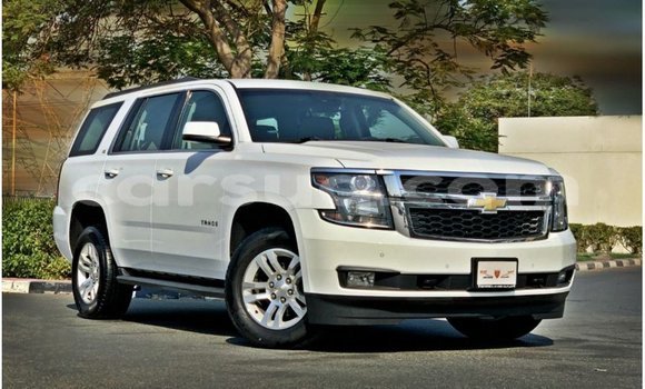 Acheter Import Voiture Chevrolet Tahoe Blanc à Import - Dubai, Barh el Gazel