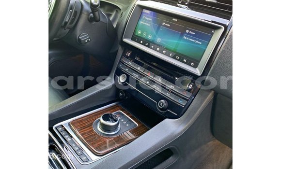 Acheter Import Voiture Jaguar F-Pace Blanc à Import - Dubai, Barh el Gazel Acheter Import Voiture Jaguar F-Pace Blanc à Import - Dubai, Barh el Gazel