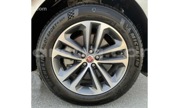 Acheter Import Voiture Jaguar F-Pace Blanc à Import - Dubai, Barh el Gazel Acheter Import Voiture Jaguar F-Pace Blanc à Import - Dubai, Barh el Gazel