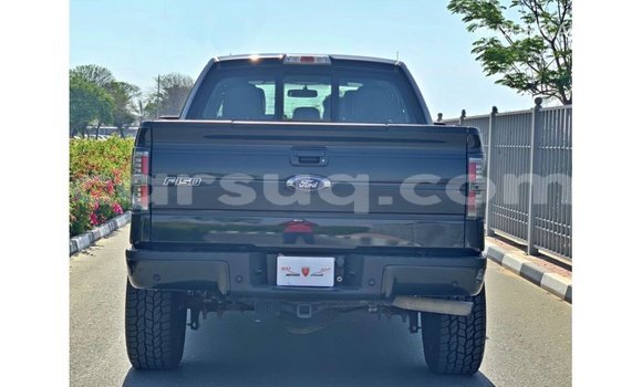 Acheter Import Voiture Ford Club Wagon Noir à Import - Dubai, Barh el Gazel Acheter Import Voiture Ford Club Wagon Noir à Import - Dubai, Barh el Gazel