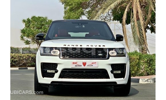 Acheter Import Voiture Land Rover Range Rover Blanc à Import - Dubai, Barh el Gazel Acheter Import Voiture Land Rover Range Rover Blanc à Import - Dubai, Barh el Gazel