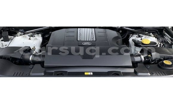 Acheter Import Voiture Land Rover Range Rover Blanc à Import - Dubai, Barh el Gazel Acheter Import Voiture Land Rover Range Rover Blanc à Import - Dubai, Barh el Gazel