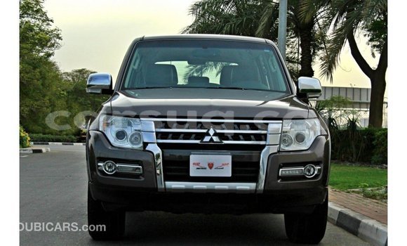 Acheter Import Voiture Mitsubishi Pajero Marron à Import - Dubai, Barh el Gazel Acheter Import Voiture Mitsubishi Pajero Marron à Import - Dubai, Barh el Gazel