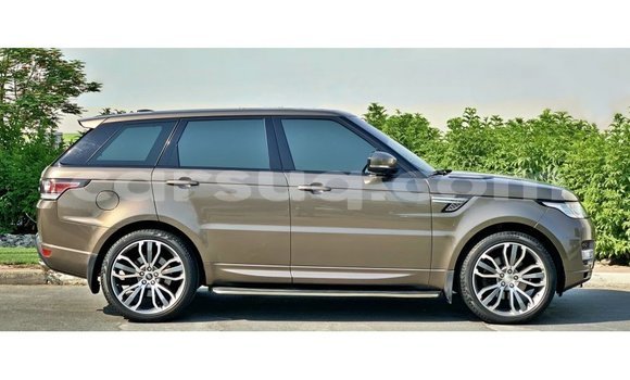 Acheter Import Voiture Land Rover Range Rover Marron à Import - Dubai, Barh el Gazel Acheter Import Voiture Land Rover Range Rover Marron à Import - Dubai, Barh el Gazel