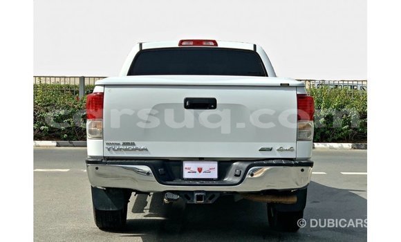 Acheter Import Voiture Toyota Tundra Blanc à Import - Dubai, Barh el Gazel Acheter Import Voiture Toyota Tundra Blanc à Import - Dubai, Barh el Gazel