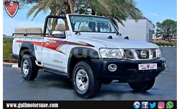 Acheter Import Voiture Nissan Patrol Blanc à Import - Dubai, Barh el Gazel