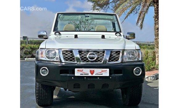 Acheter Import Voiture Nissan Patrol Blanc à Import - Dubai, Barh el Gazel Acheter Import Voiture Nissan Patrol Blanc à Import - Dubai, Barh el Gazel