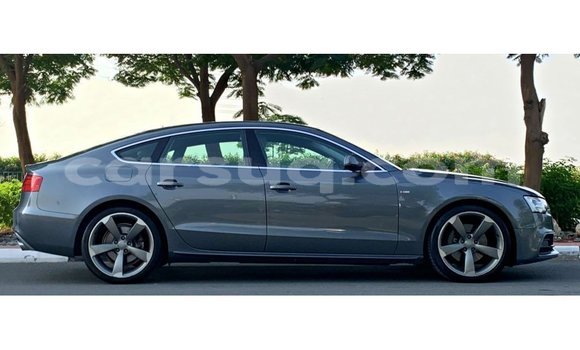 Acheter Import Voiture Audi 100 Autre à Import - Dubai, Barh el Gazel Acheter Import Voiture Audi 100 Autre à Import - Dubai, Barh el Gazel