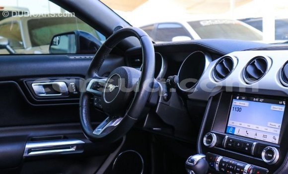 Acheter Import Voiture Ford Mustang Noir à Import - Dubai, Barh el Gazel Acheter Import Voiture Ford Mustang Noir à Import - Dubai, Barh el Gazel