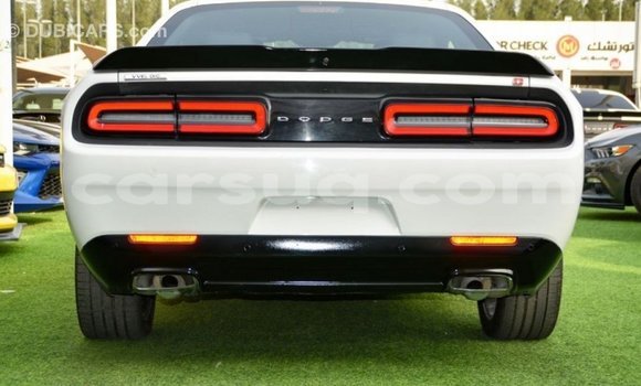 Buy Import Dodge Challenger White Car in Import - Dubai in Barh el Gazel Buy Import Dodge Challenger White Car in Import - Dubai in Barh el Gazel