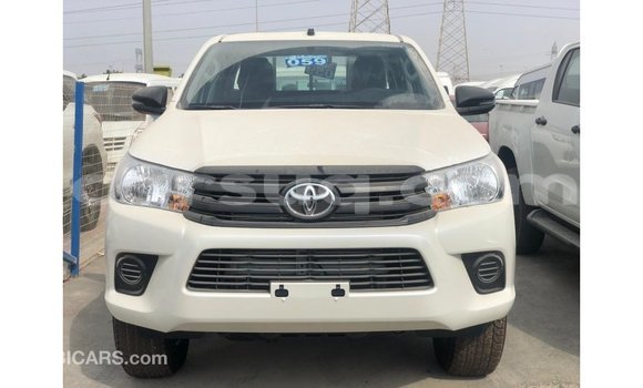 Buy Import Toyota Hilux White Car in Import - Dubai in Barh el Gazel Buy Import Toyota Hilux White Car in Import - Dubai in Barh el Gazel