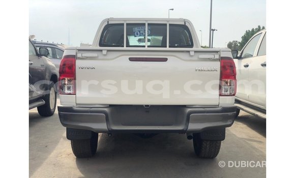 Buy Import Toyota Hilux White Car in Import - Dubai in Barh el Gazel Buy Import Toyota Hilux White Car in Import - Dubai in Barh el Gazel