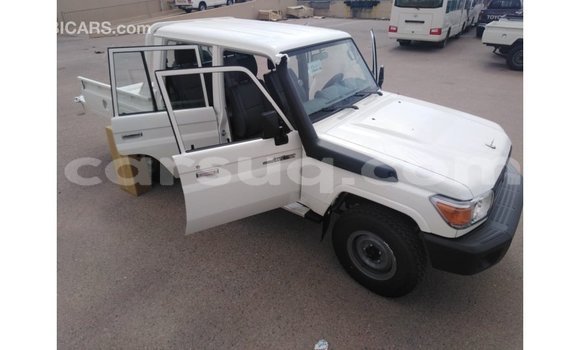 Buy Import Toyota Land Cruiser White Car in Import - Dubai in Barh el Gazel Buy Import Toyota Land Cruiser White Car in Import - Dubai in Barh el Gazel