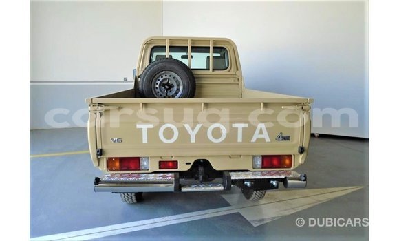 Buy Import Toyota Land Cruiser Beige Car in Import - Dubai in Barh el Gazel Buy Import Toyota Land Cruiser Beige Car in Import - Dubai in Barh el Gazel