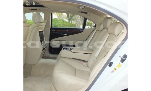 Buy Import Lexus LS White Car in Import - Dubai in Barh el Gazel Buy Import Lexus LS White Car in Import - Dubai in Barh el Gazel
