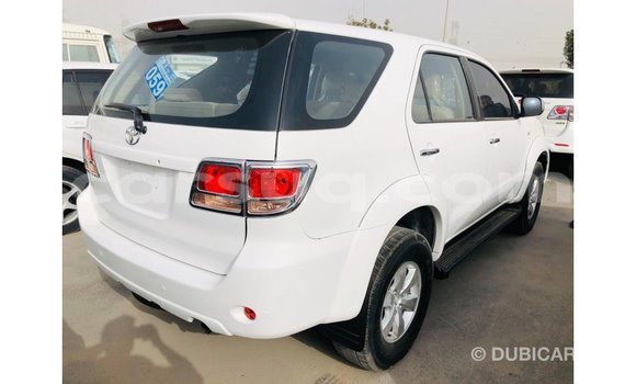 Buy Import Toyota Fortuner White Car in Import - Dubai in Barh el Gazel Buy Import Toyota Fortuner White Car in Import - Dubai in Barh el Gazel