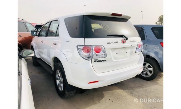 Buy Import Toyota Fortuner White Car in Import - Dubai in Barh el Gazel Buy Import Toyota Fortuner White Car in Import - Dubai in Barh el Gazel
