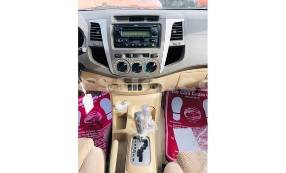 Buy Import Toyota Fortuner White Car in Import - Dubai in Barh el Gazel Buy Import Toyota Fortuner White Car in Import - Dubai in Barh el Gazel