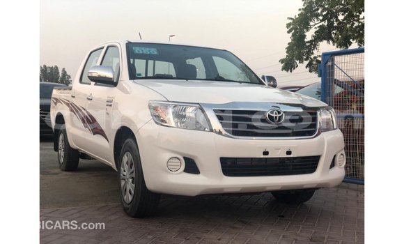 Buy Import Toyota Hilux White Car in Import - Dubai in Barh el Gazel Buy Import Toyota Hilux White Car in Import - Dubai in Barh el Gazel
