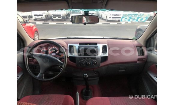 Buy Import Toyota Hilux White Car in Import - Dubai in Barh el Gazel Buy Import Toyota Hilux White Car in Import - Dubai in Barh el Gazel