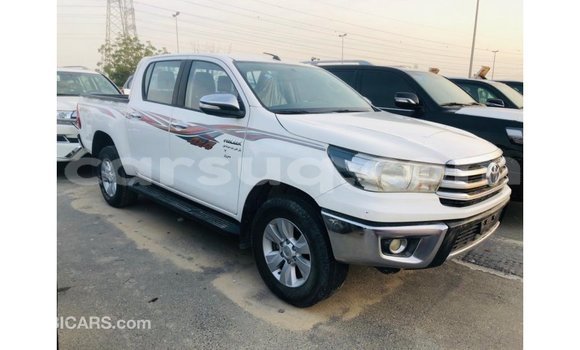Buy Import Toyota Hilux White Car in Import - Dubai in Barh el Gazel Buy Import Toyota Hilux White Car in Import - Dubai in Barh el Gazel