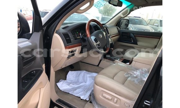 Buy Import Toyota Land Cruiser Black Car in Import - Dubai in Barh el Gazel Buy Import Toyota Land Cruiser Black Car in Import - Dubai in Barh el Gazel