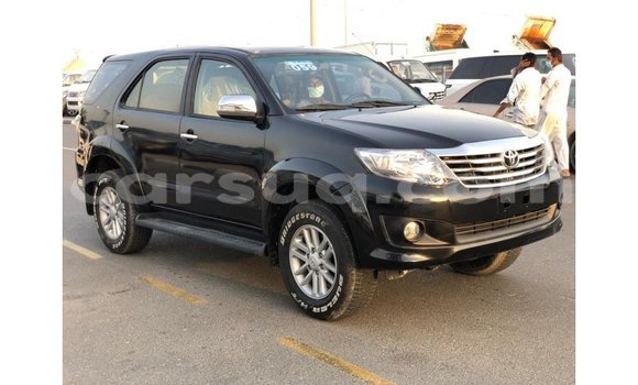Buy Import Toyota Fortuner Black Car in Import - Dubai in Barh el Gazel Buy Import Toyota Fortuner Black Car in Import - Dubai in Barh el Gazel