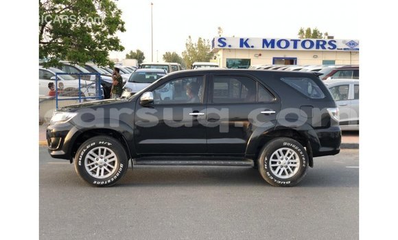 Buy Import Toyota Fortuner Black Car in Import - Dubai in Barh el Gazel Buy Import Toyota Fortuner Black Car in Import - Dubai in Barh el Gazel