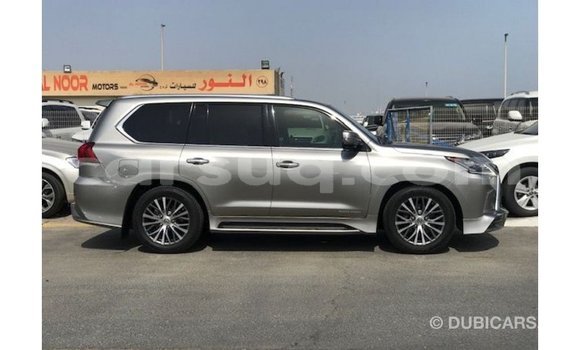 Acheter Import Voiture Lexus LX Autre à Import - Dubai, Barh el Gazel Acheter Import Voiture Lexus LX Autre à Import - Dubai, Barh el Gazel