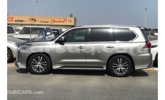 Acheter Import Voiture Lexus LX Autre à Import - Dubai, Barh el Gazel Acheter Import Voiture Lexus LX Autre à Import - Dubai, Barh el Gazel