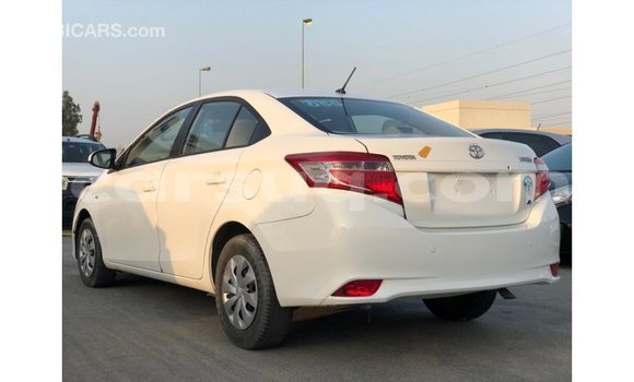 Acheter Import Voiture Toyota Yaris Blanc à Import - Dubai, Barh el Gazel Acheter Import Voiture Toyota Yaris Blanc à Import - Dubai, Barh el Gazel
