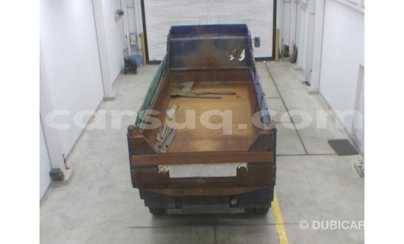 Acheter Import Utilitaire Nissan Evalia Bleu à Import - Dubai, Barh el Gazel Acheter Import Utilitaire Nissan Evalia Bleu à Import - Dubai, Barh el Gazel