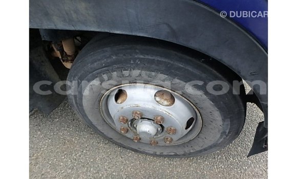 Acheter Import Utilitaire Nissan Evalia Bleu à Import - Dubai, Barh el Gazel Acheter Import Utilitaire Nissan Evalia Bleu à Import - Dubai, Barh el Gazel