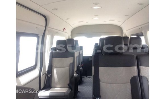 Buy Import Toyota Hiace White Car in Import - Dubai in Barh el Gazel Buy Import Toyota Hiace White Car in Import - Dubai in Barh el Gazel