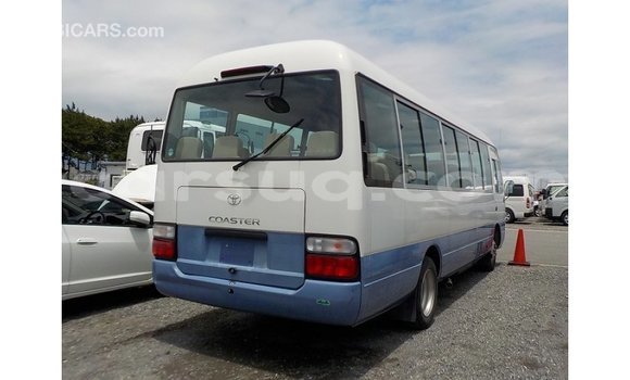 Acheter Import Voiture Toyota Coaster Blanc à Import - Dubai, Barh el Gazel Acheter Import Voiture Toyota Coaster Blanc à Import - Dubai, Barh el Gazel