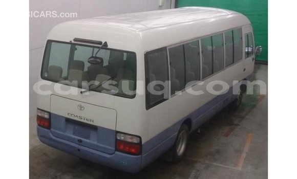Acheter Import Voiture Toyota Coaster Blanc à Import - Dubai, Barh el Gazel Acheter Import Voiture Toyota Coaster Blanc à Import - Dubai, Barh el Gazel