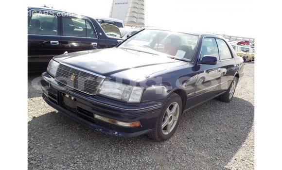 Acheter Import Voiture Toyota Crown Bleu à Import - Dubai, Barh el Gazel Acheter Import Voiture Toyota Crown Bleu à Import - Dubai, Barh el Gazel