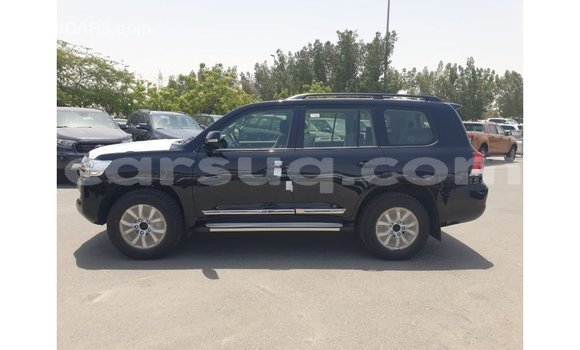 Acheter Import Voiture Toyota Land Cruiser Noir à Import - Dubai, Barh el Gazel Acheter Import Voiture Toyota Land Cruiser Noir à Import - Dubai, Barh el Gazel