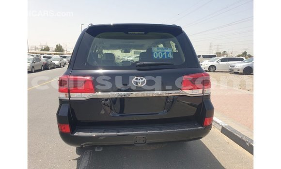 Acheter Import Voiture Toyota Land Cruiser Noir à Import - Dubai, Barh el Gazel Acheter Import Voiture Toyota Land Cruiser Noir à Import - Dubai, Barh el Gazel