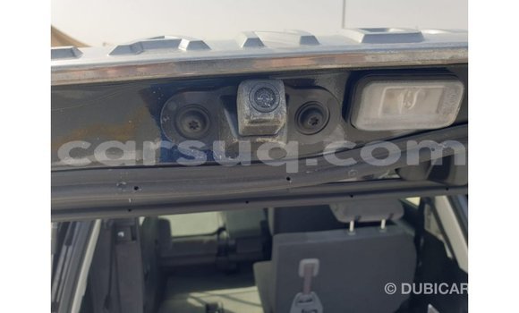 Acheter Import Voiture Toyota Land Cruiser Noir à Import - Dubai, Barh el Gazel Acheter Import Voiture Toyota Land Cruiser Noir à Import - Dubai, Barh el Gazel
