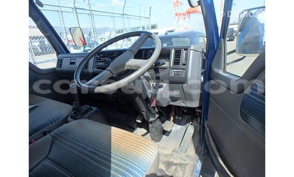 Acheter Import Voiture Mazda 2 Bleu à Import - Dubai, Barh el Gazel Acheter Import Voiture Mazda 2 Bleu à Import - Dubai, Barh el Gazel